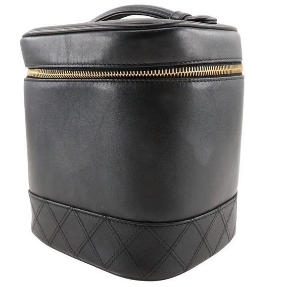 Chanel Vanity Handbag Vintage Lambskin Black Ladies Pouch - Picture 2 of 10
